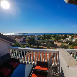 Jozic Apartment Peroj